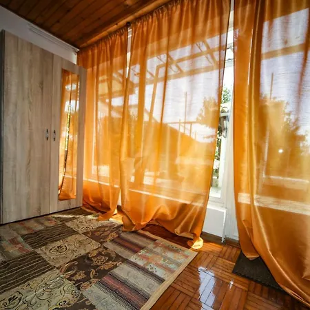 Ana Apartment